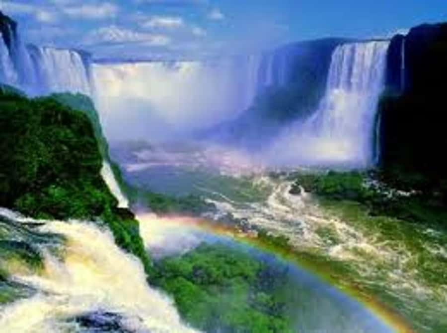 Explore Iguazu Falls in Brazil: An Unforgettable Experience - Starting in Argentina and crossing into Brazil