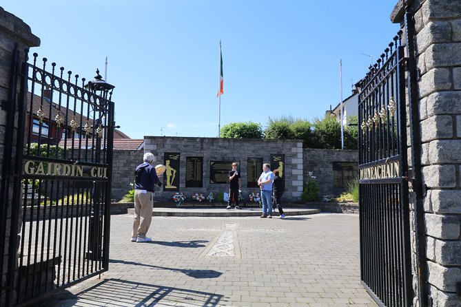Falls road Murals Walking Tour with former prisoners - Starting at Divis Tower