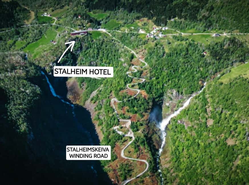 Flåm: Tvinde Waterfalls, Stalheimskleiva Hike & Gudvangen - Tvindefossen: 30 minutes beside a 110-meter waterfall