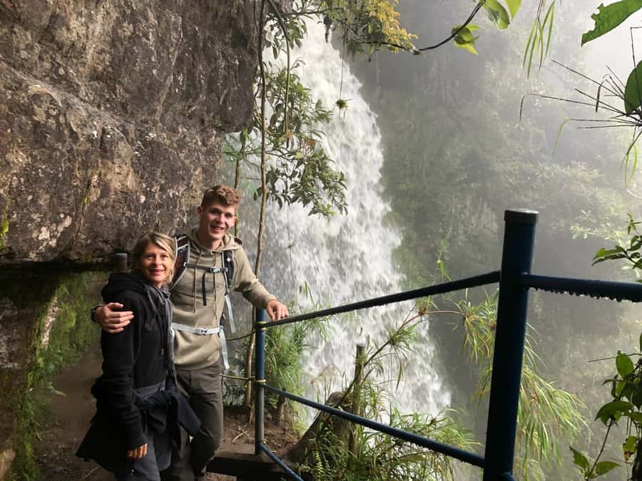 From Bogotá: Tour to the Waterfall of La Chorrera - La Chorrera makes the effort worthwhile