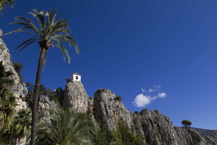 From Calpe/El Albir: Guadalest & Algar Waterfalls Tour - Who will enjoy this half-day trip