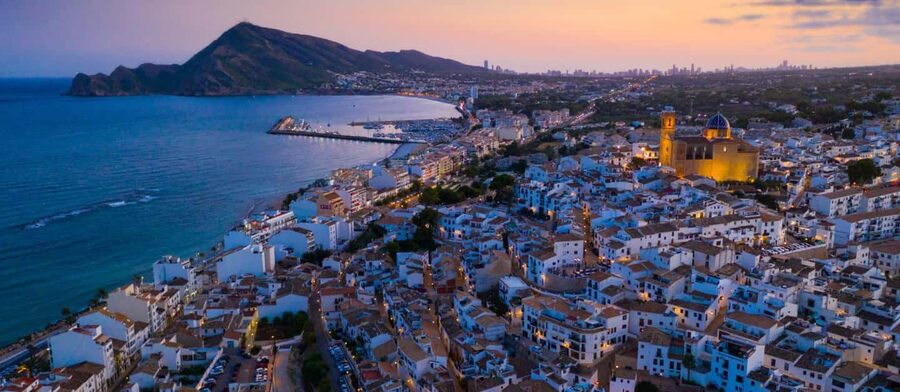 From Calpe: Guadalest, Altea & Algar Waterfalls - Who should book this experience