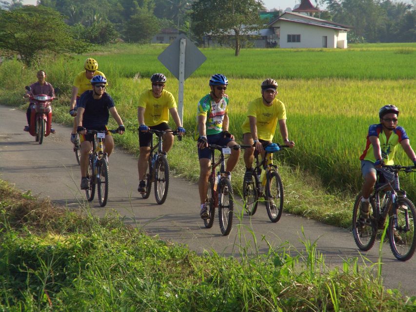 From Chiang Mai: Mae Taeng Valley and Waterfalls Cycle Tour - How difficult is the 20 to 25 kilometer route?