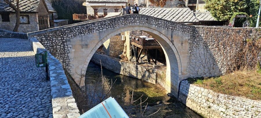 From Dubrovnik: Mostar and Kravica falls Small Group Tour - The return journey and the border gamble