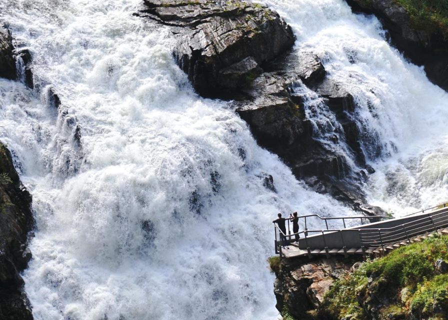 From Eidfjord: Vøringfossen Waterfall Nature Tour with Guide - Meeting the bus at Eidfjord Cruise Pier