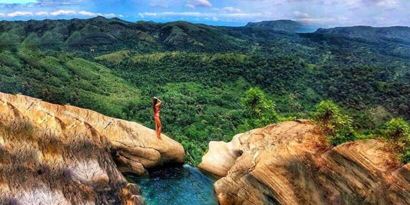 From Ella: Diyaluma Falls Full-Day Tour with Lunch - The small hike to the upper falls