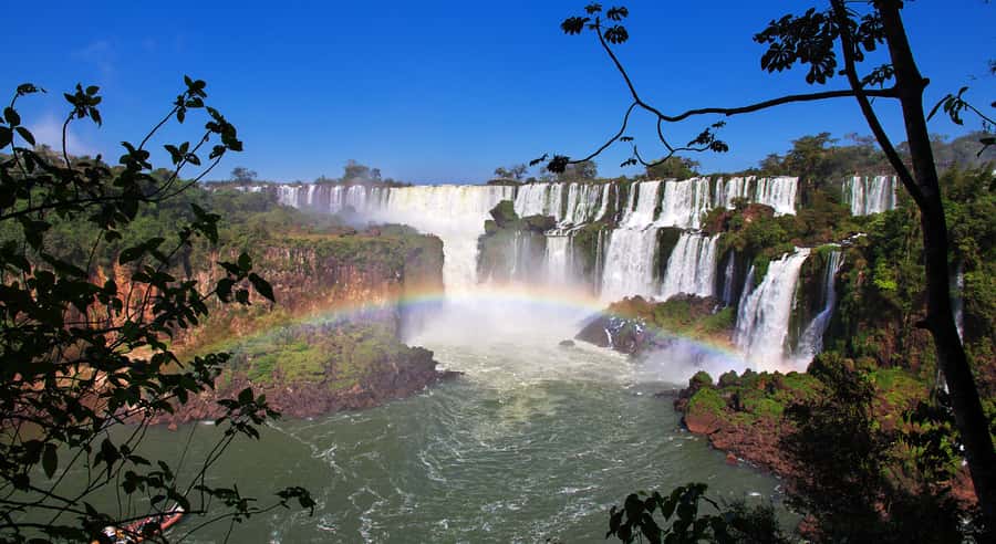 From Foz do Iguaçu: Argentinian Iguazu Falls with Ticket - The Visitor’s Center gives you a useful start