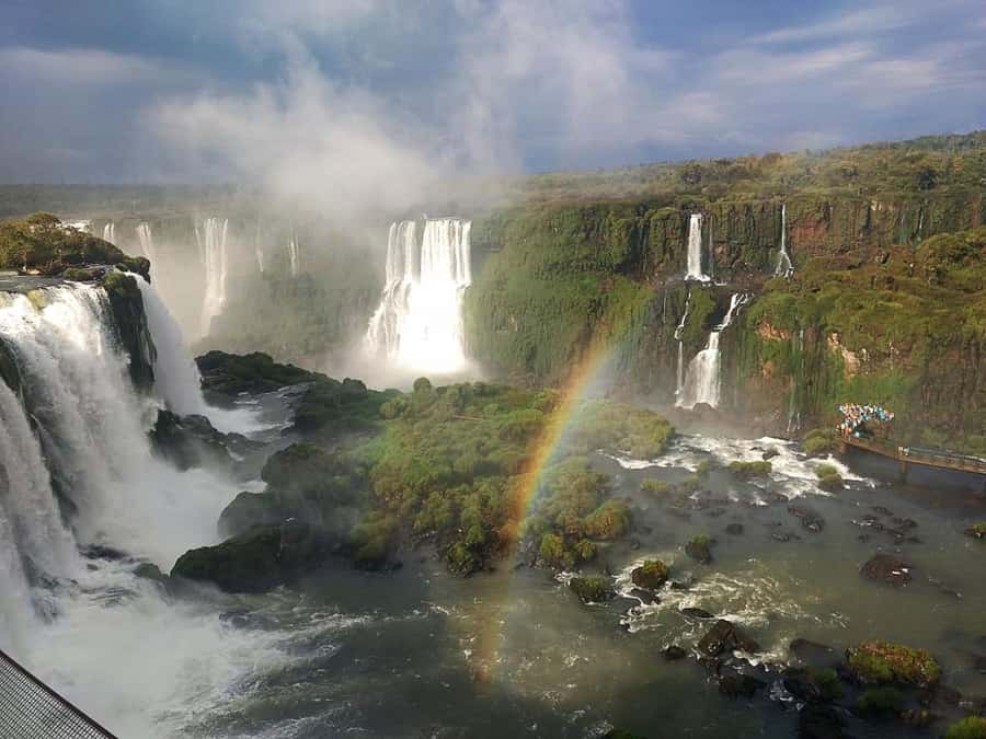 From Foz do Iguaçu: Brazilian Falls and Bird Park Tour - Should you add the Argentine side or a boat ride?