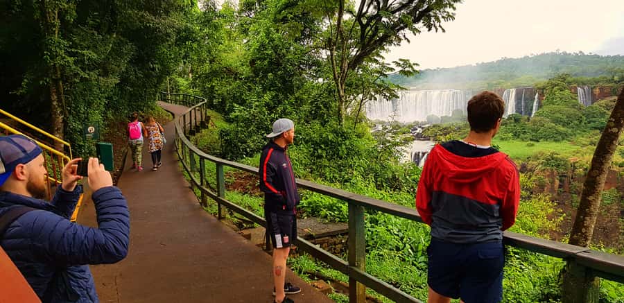 From Foz do Iguaçu: Brazilian Side of the Falls with Ticket - What this Brazilian-side tour actually shows you