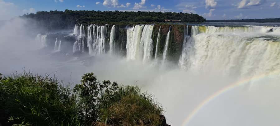 From Foz do Iguaçu: Tour to Argentinian Falls - Who will get the most from this tour