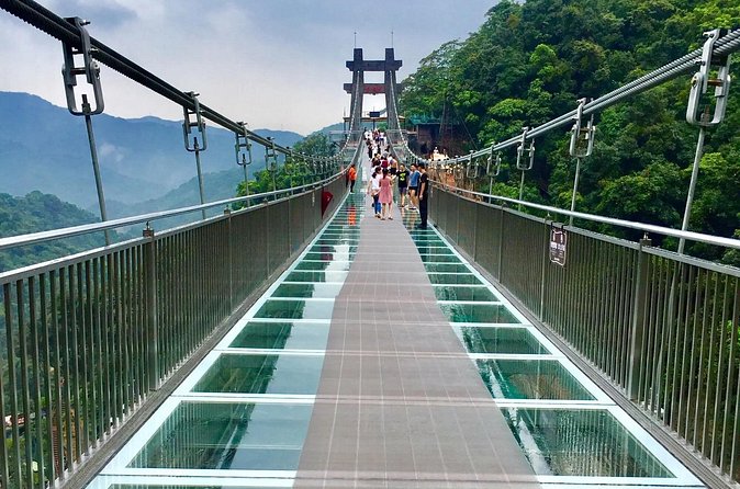 From Guangzhou to Gulong Gorge and waterfall -Nature & Adventure - Who should book this Gulong Gorge trip?