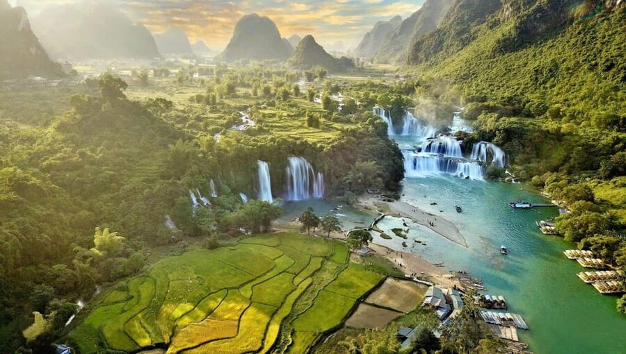 From Hanoi: 2-Day Ban Gioc Waterfall Tour - Small Group - Ban Gioc Pagoda for the high view