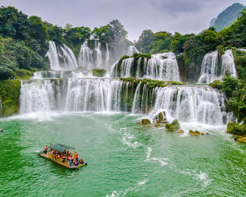From Hanoi: 3-Day Ba Be Lake & Ban Gioc Falls Private Tour - Day two: Nung metalwork, Tiger Cave, and Ban Gioc Falls