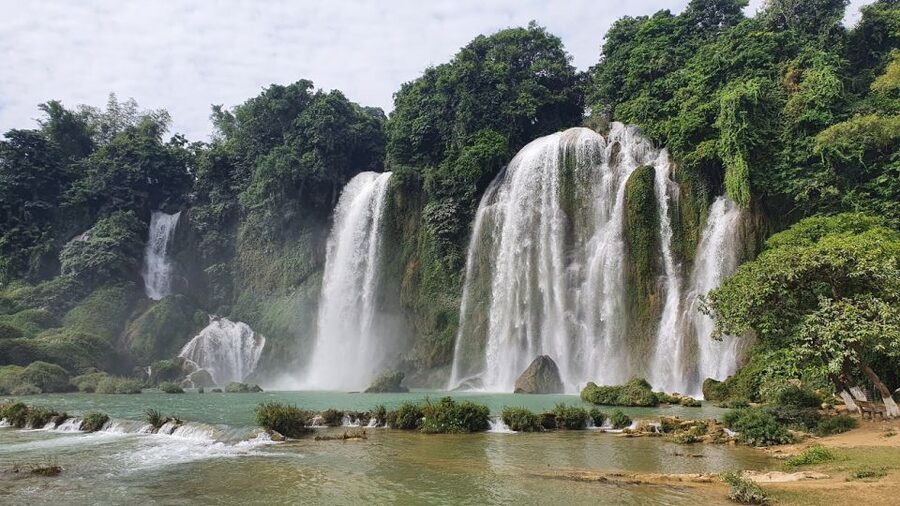 From Hanoi: Ban Gioc Waterfalls 2-Day 1-Night Tour - A hotel night makes the waterfall possible
