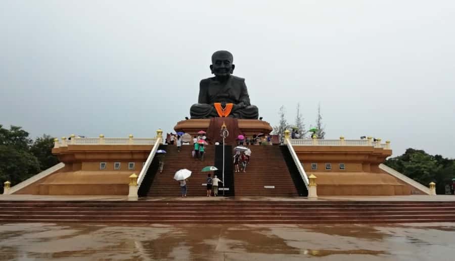 From Hua Hin: Pala U Waterfall and Huay Mongkol Temple Tour - Swimming at the third level