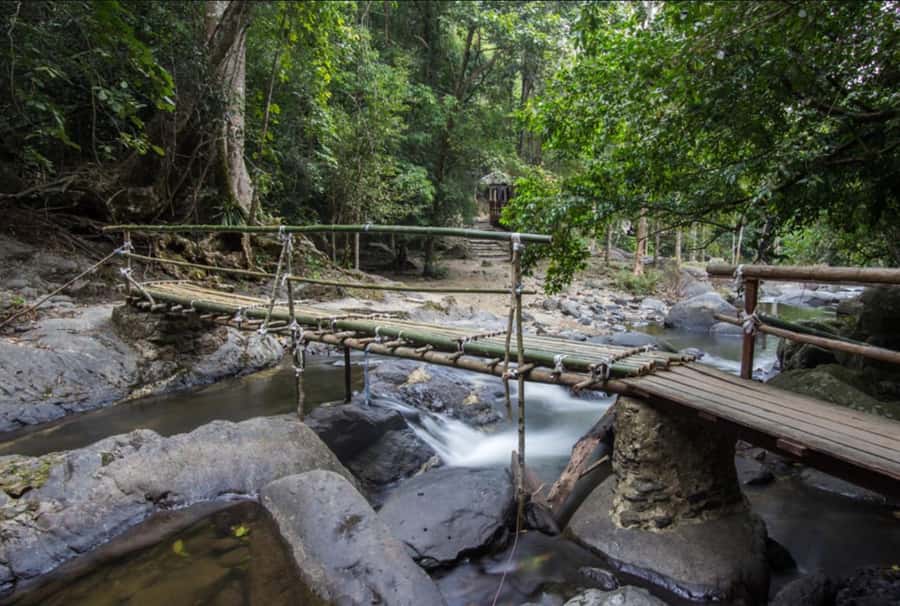 From Hua Hin: Pala U Waterfall and Huay Mongkol Temple Tour - What $83 includes, and where the value lies