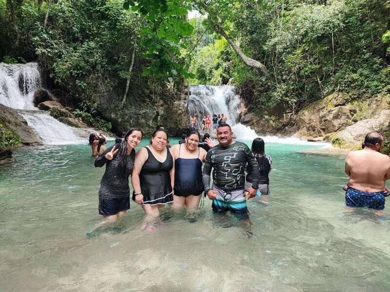 From Huatulco: Magical Copalitilla Waterfalls with Entry - Lunch after the water, with an extra charge