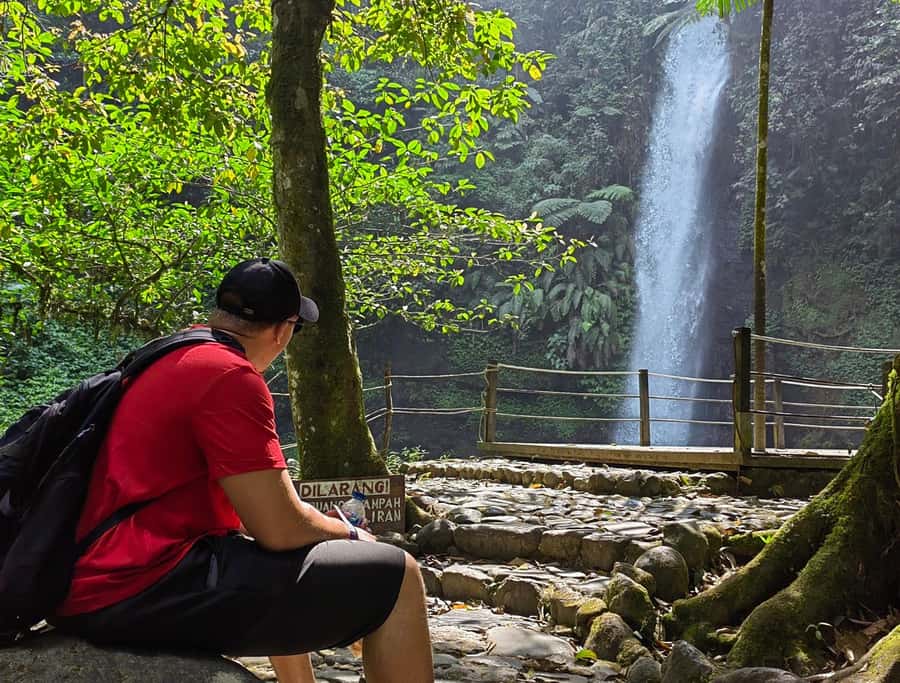 From Jakarta: Situ Gunung Suspension Bridge & Waterfall Tour - Indonesian lunch before the drive home