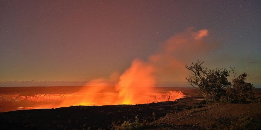 From Kona: Volcano & Waterfall Tour, Small Group - Hawaiʻi Volcanoes National Park is the main event