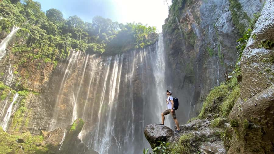 From Malang: Tumpak Sewu Waterfall Day Trip (Sharing) - Guides Add Safety and Plenty of Photos