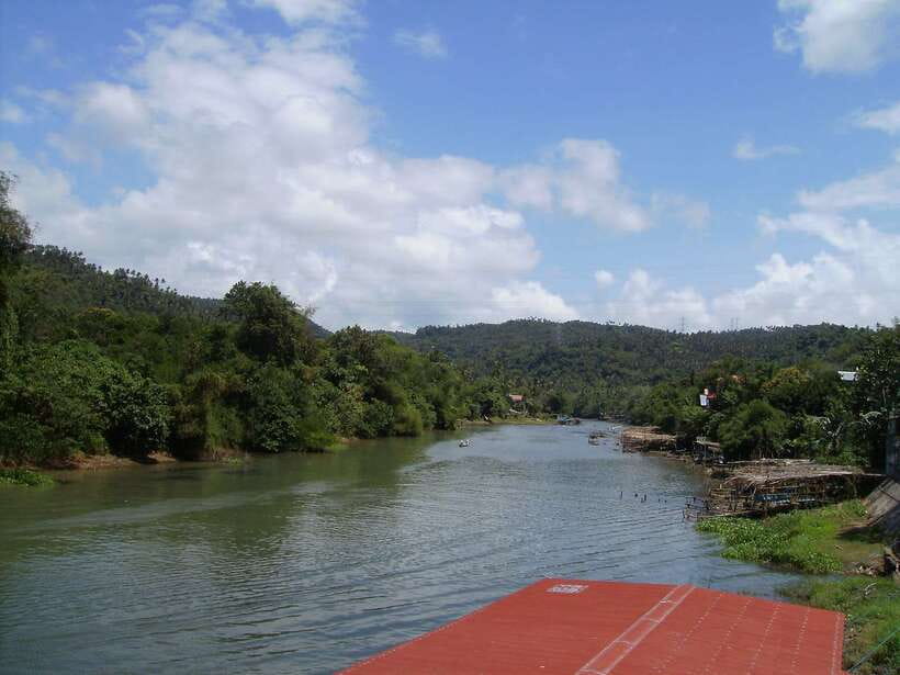 From Manila: Majestic Pagsanjan Falls Adventure - Shooting the rapids in a native canoe