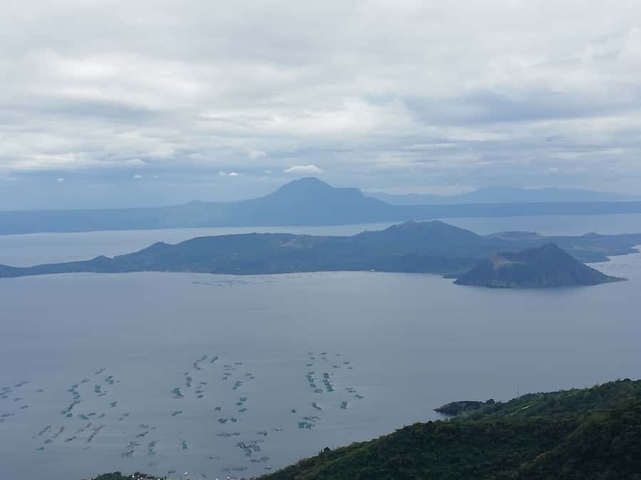 From Manila: Taal Volcano Island & Pagsanjan Falls Day Tour - Paddling the rapids toward the falls