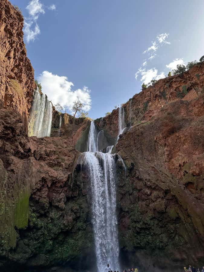 From Marrakech:Ouzoud Waterfalls Day Trip with Boat Tour - Monkeys, Local Sellers, and Simple Etiquette