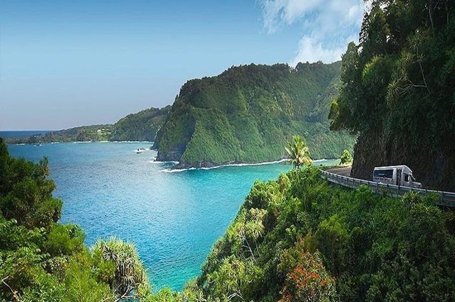 From Maui: Road to Hana Rainforest and Waterfall Experience - Why the Road to Hana works best with a guide
