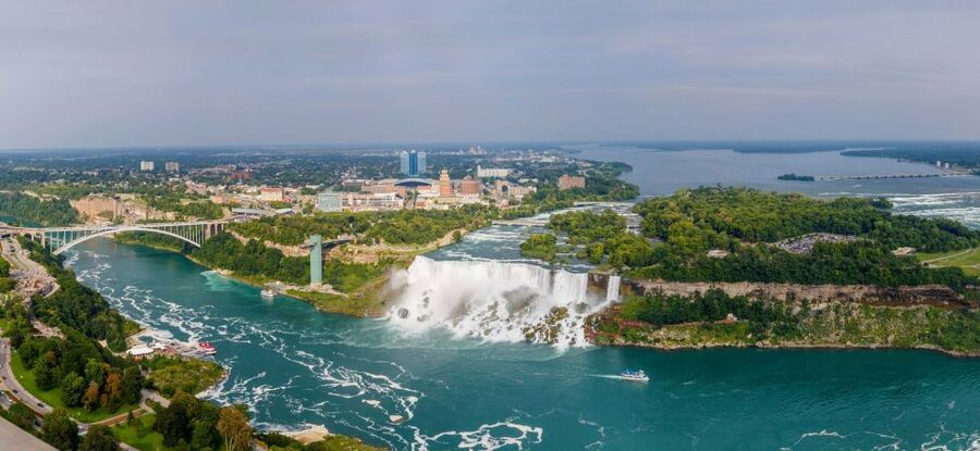 From NYC: Full-Day Niagara Falls Tour by Van - Private Or Small Group: Which Fits You?