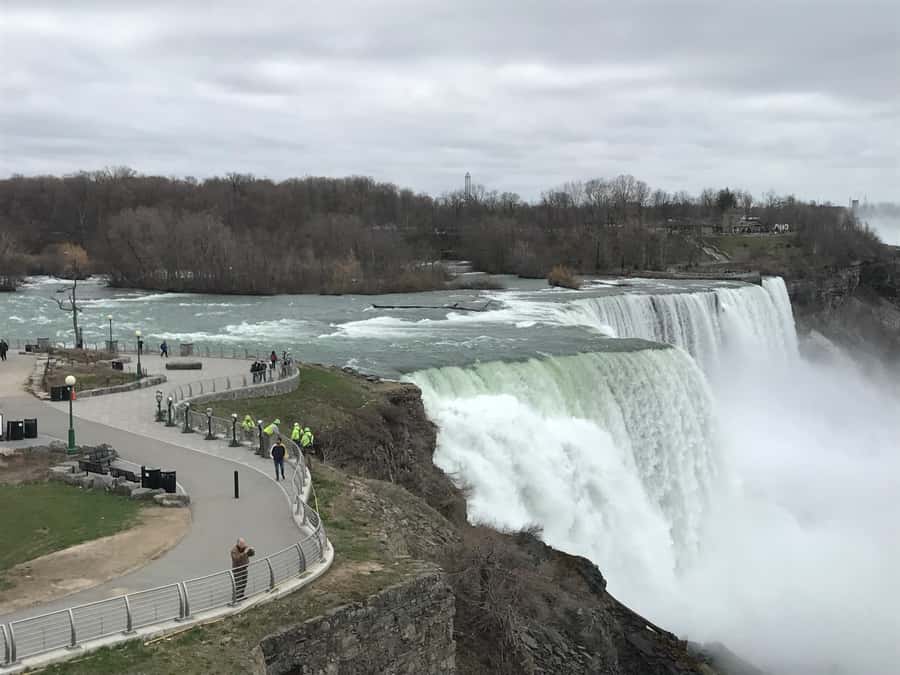 From NYC: Niagara Falls Day Trip with Optional Boat Ride - Niagara Power Vista: a useful change of subject