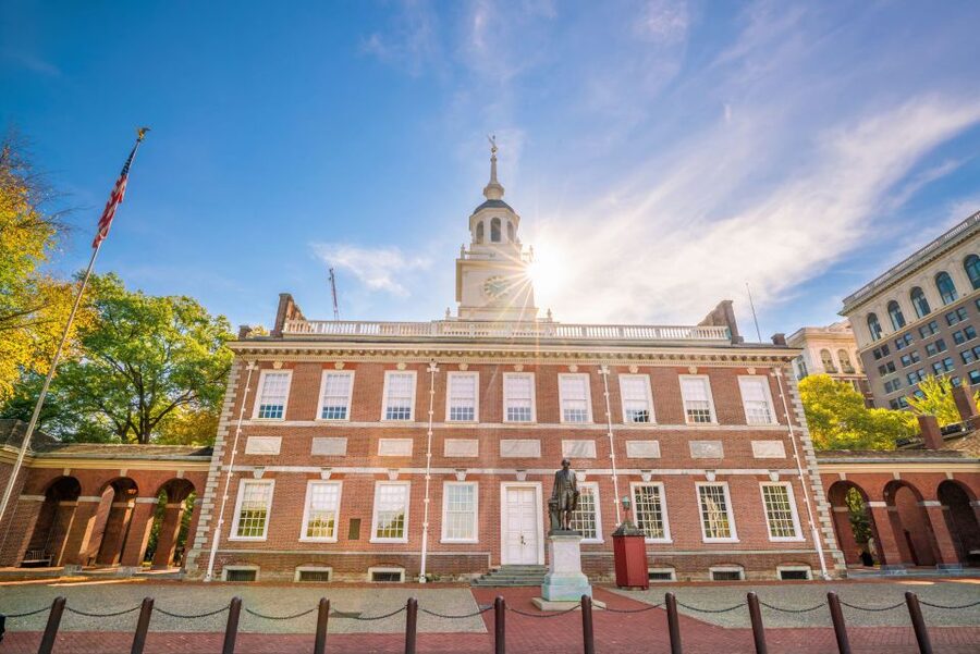 From NYC: Niagara Falls, Washington, and Philadelphia Tour - Philadelphia connects independence with movie fame