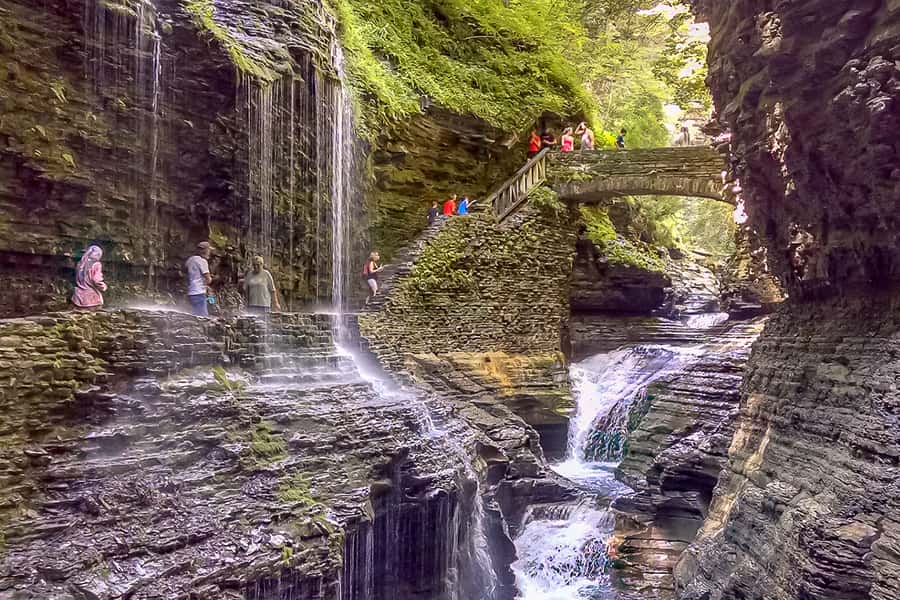 From NYC: Niagara Falls with Outlet Shopping, 2-Day Tour - The return trip includes Pocono outlet shopping