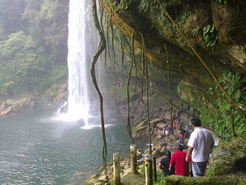 From Palenque: Ruins and waterfalls of Misol-ha & Agua Azul - Who will enjoy this tour most?
