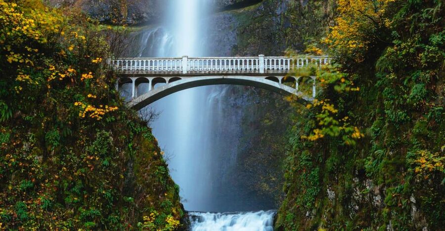 From Portland: Columbia Gorge Waterfalls Tour - Horsetail Falls, a quick stop with real atmosphere
