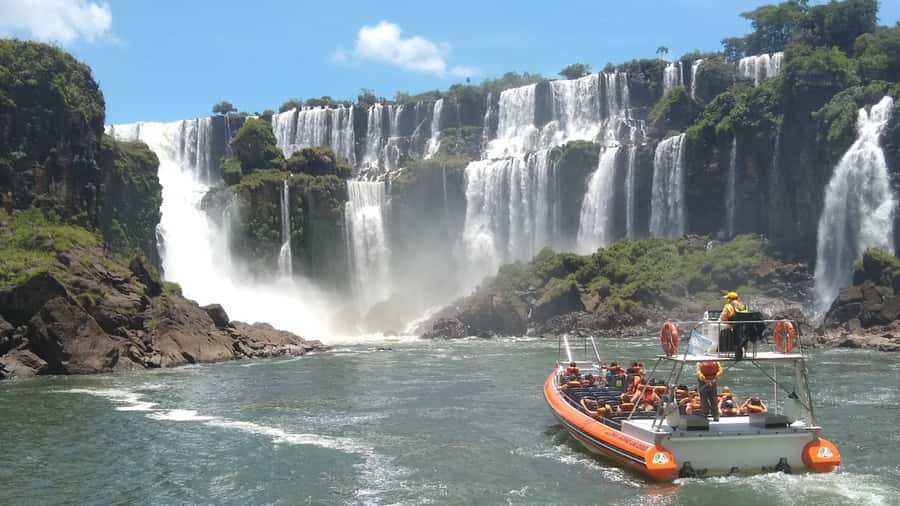 From Puerto Iguazu: Argentinian Iguazu Falls with Boat Ride - The Puerto Macuco descent and the six-kilometer river ride