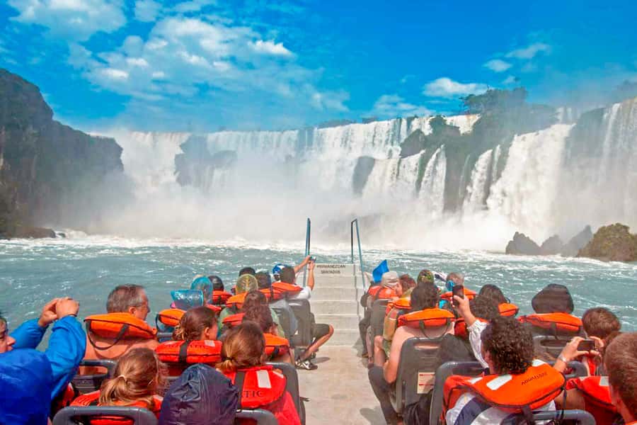From Puerto Iguazu: Argentinian Iguazu Falls with Boat Ride - Lower boardwalks and the walk near San Martin Island