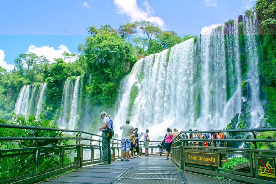 From Puerto Iguazu: Argentinian Iguazu Falls with Ticket - The upper circuit gives you wide views