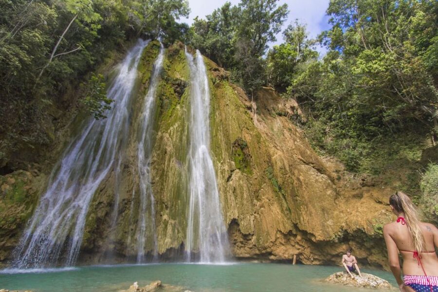 From Punta Cana: Samaná, Cayo Levantado & El Limón Waterfall - Practical packing advice for a 12-hour day