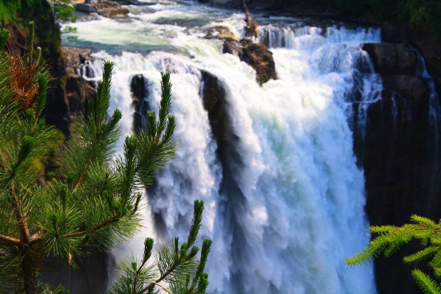 From Seattle: Snoqualmie Falls & Woodinville Wine Tasting - From Seattle hotels to Snoqualmie Falls