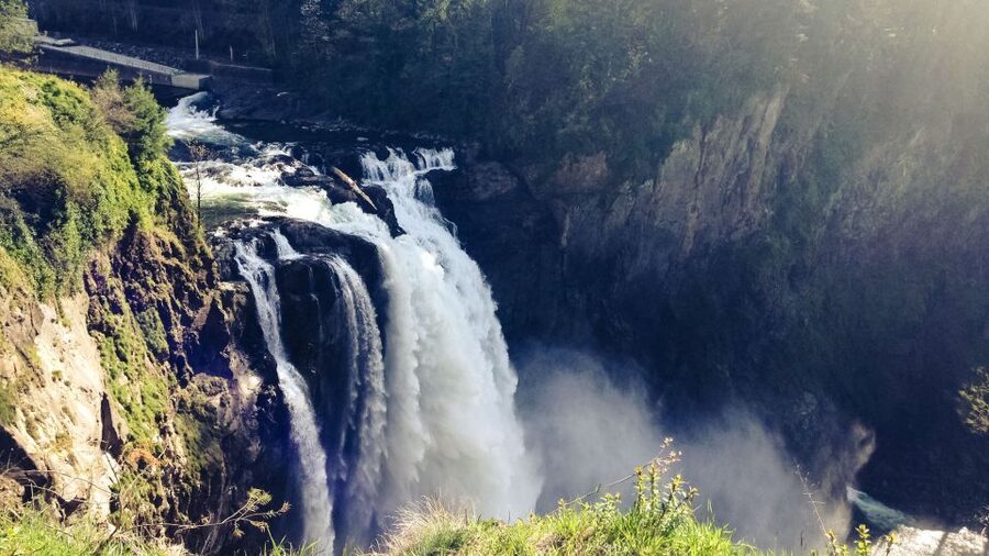 From Seattle: Snoqualmie Falls & Woodinville Wine Tasting - Woodinville wine country, with small producers