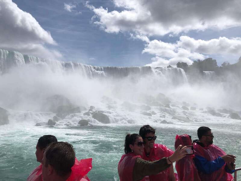 From Toronto: Niagara Falls Full-Day Tour - Maple Leaf Place and the maple tasting stop