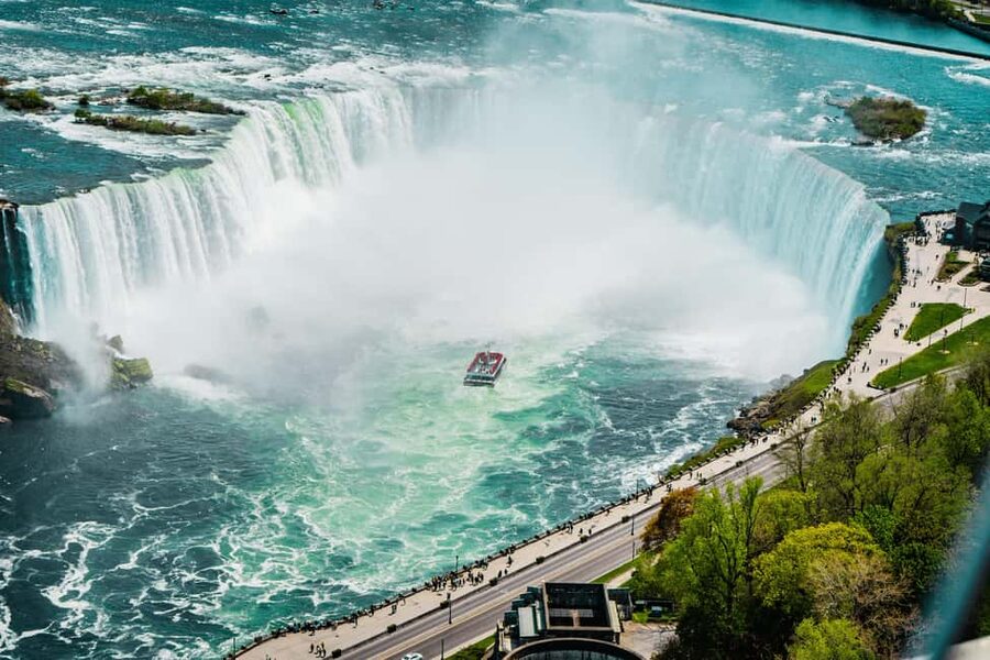 From Toronto: Niagara Falls Tour with Cruise & Maple Tasting - Is $124 a good value?