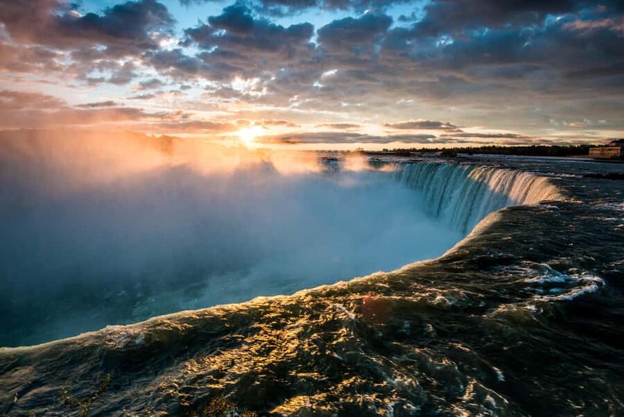 From Toronto: Niagara Falls Tour with Cruise & Maple Tasting - Maple syrup, chocolate, and fudge tasting