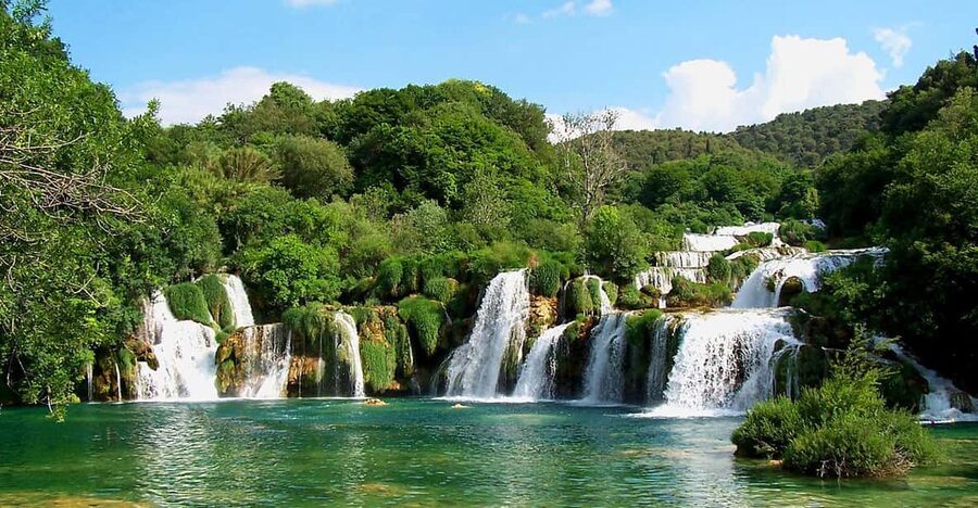 From Trogir, Seget & Okrug: Krka Waterfalls Gastro Tour - Why this Krka tour works well from Trogir