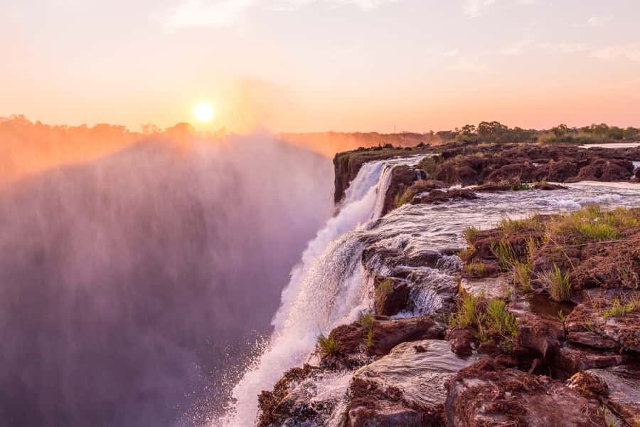 From Victoria Falls: Livingstone Island Tour & Devils Pool - Rainbow Falls, the Horseshoe, and the Main Falls