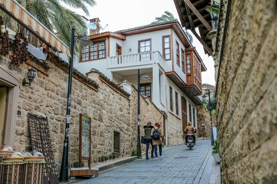 Full-Day Antalya City Tour & Düden Waterfall from Side - Choosing between free time and the boat package