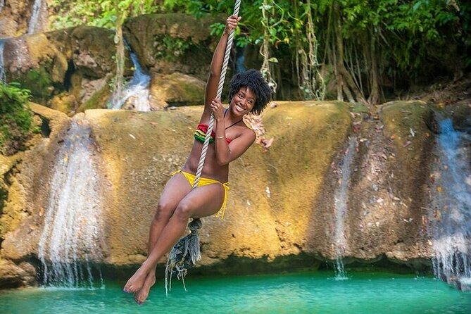 Full-Day South Coast - YS Falls, Pelican Bar & Black River Safari - What the private format really adds