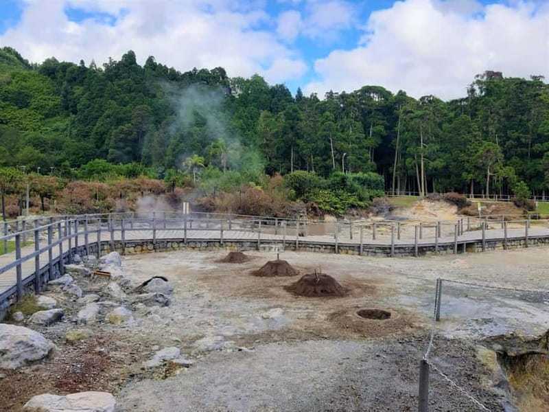 Furnas Volcano: Full Day Tour, Hot Springs & Waterfalls - Cozido das Furnas and the Price of Lunch