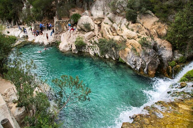 Guadalest and Algar Waterfalls Tour from Denia - Transport, group size, and the rhythm of the day