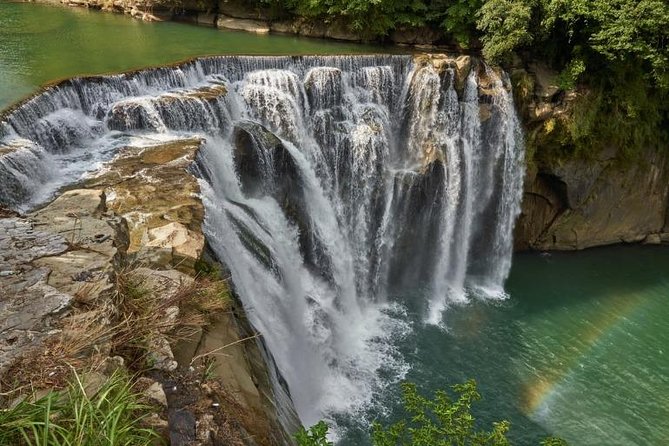 Half Day Private Tour to Jiufen, Shifen Waterfall & Pingxi Sky Lantern - Jiufen Old Street, the main event